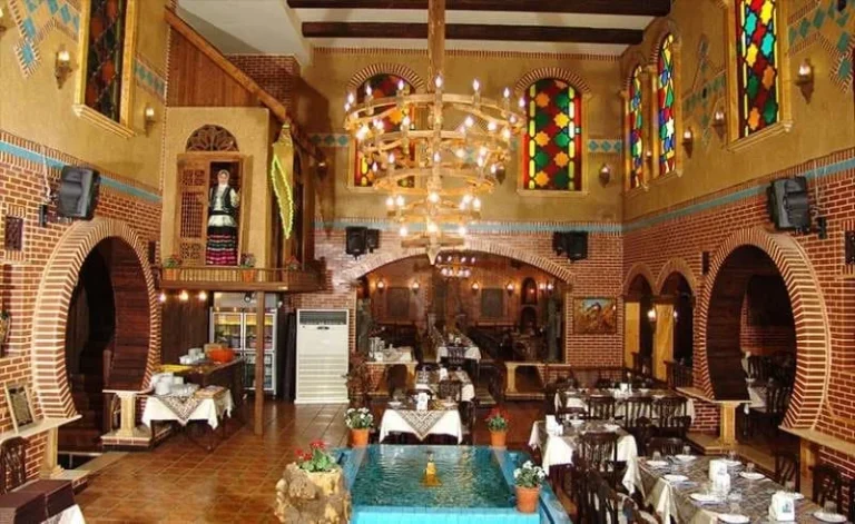 سفره خانه طراحی دکوراسیون داخلی رستوران سنتی
