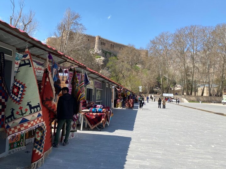 بازارچه صنایع‌دستی محوطه «فلک‌الافلاک» توسعه پیدا می‌کند - خبرگزاری مهر | اخبار ایران و جهان