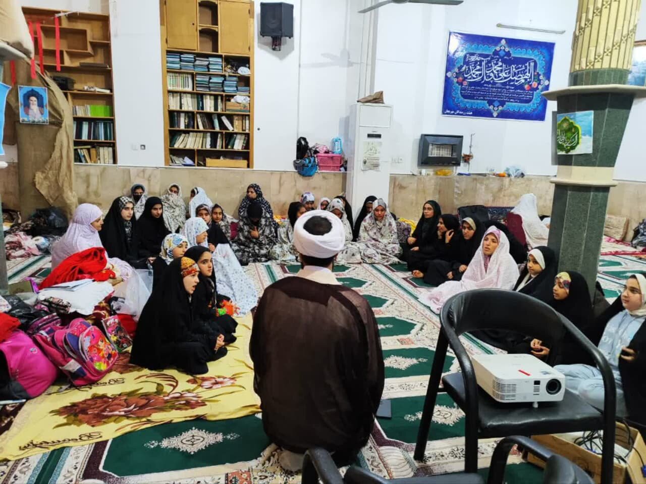 ۴۰۰ دختر بسیجی از بخش مرکزی کازرون در مراسم اعتکاف شرکت کردند - خبرگزاری مهر | اخبار ایران و جهان