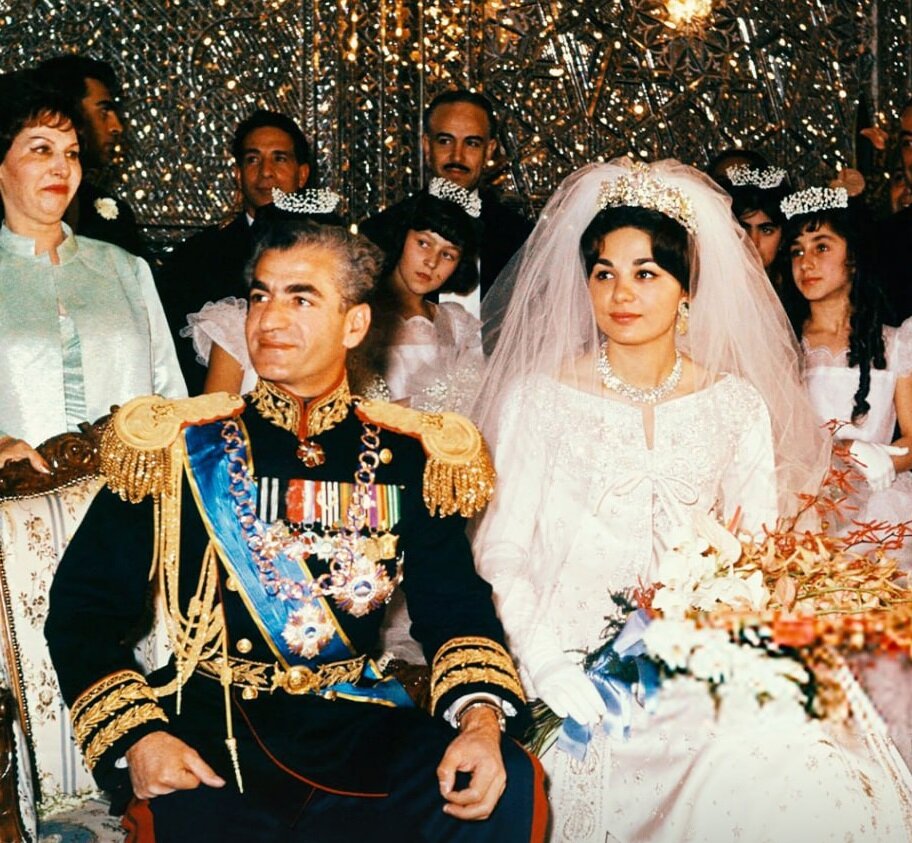 آخرین خاندان سلطنتی/ زندگی محمدرضا پهلوی به سریال تبدیل می‌شود