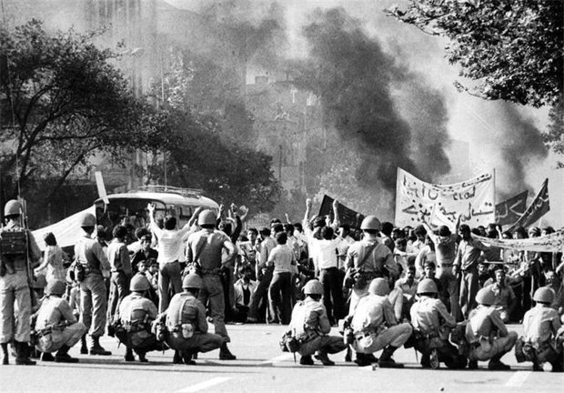 ایستادگی مردم اشتهارد پشتوانه انقلاب اسلامی در سال ۵۷