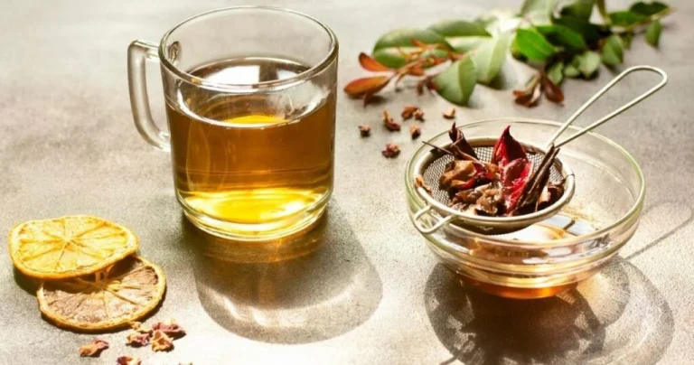 بهترین دمنوش برای بهبود علائم کم کاری تیروئید